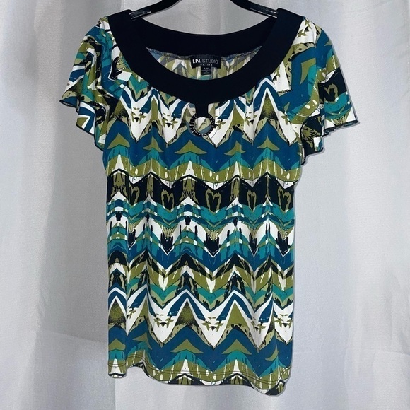 I.N. Studio Petite Blouse Flowy Cap Short Sleeve U Scoop Neck Geometric Shirt - Picture 1 of 8